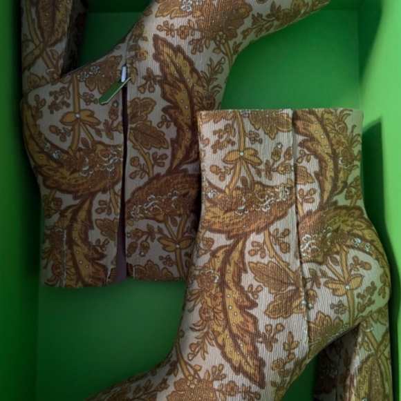 Sam Edelman Gold Paisley Ankle Boots - Picture 4 of 4